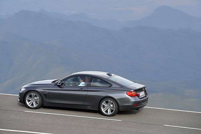 2014-BMW-4-Series-Coupe-14[