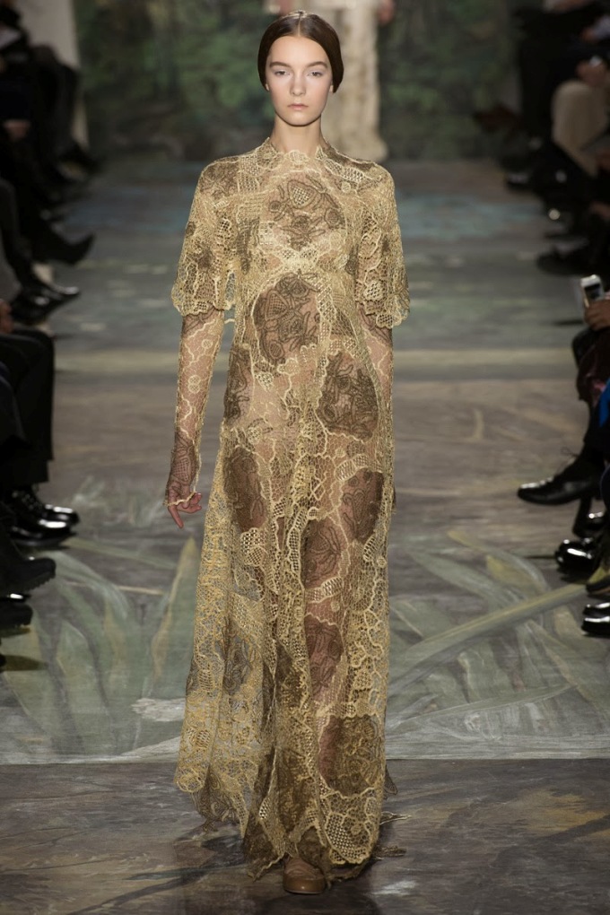 valentino-spring-2014-couture-runway-21_164023172909
